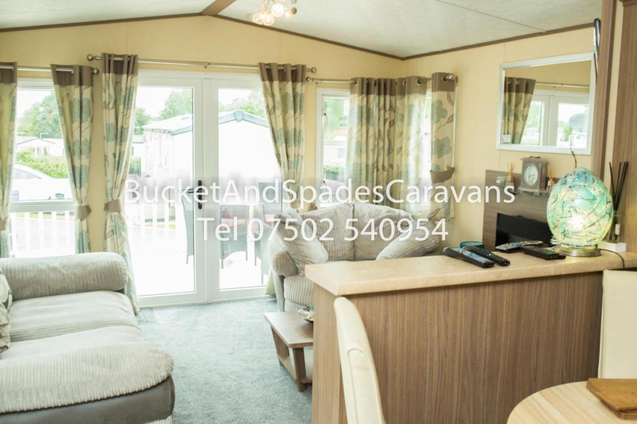 Caravans Marton Mere