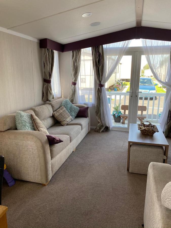 Caravans Marton Mere