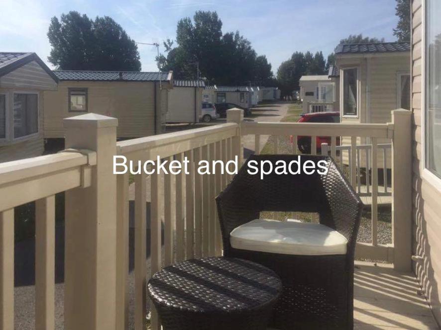 Campsite Caravans Marton Mere