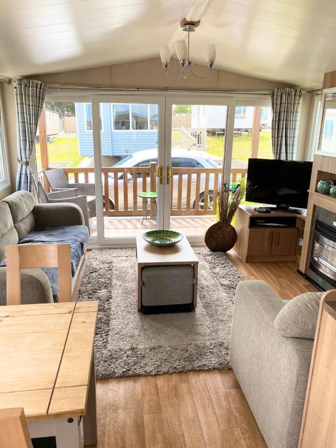 Caravans Marton Mere