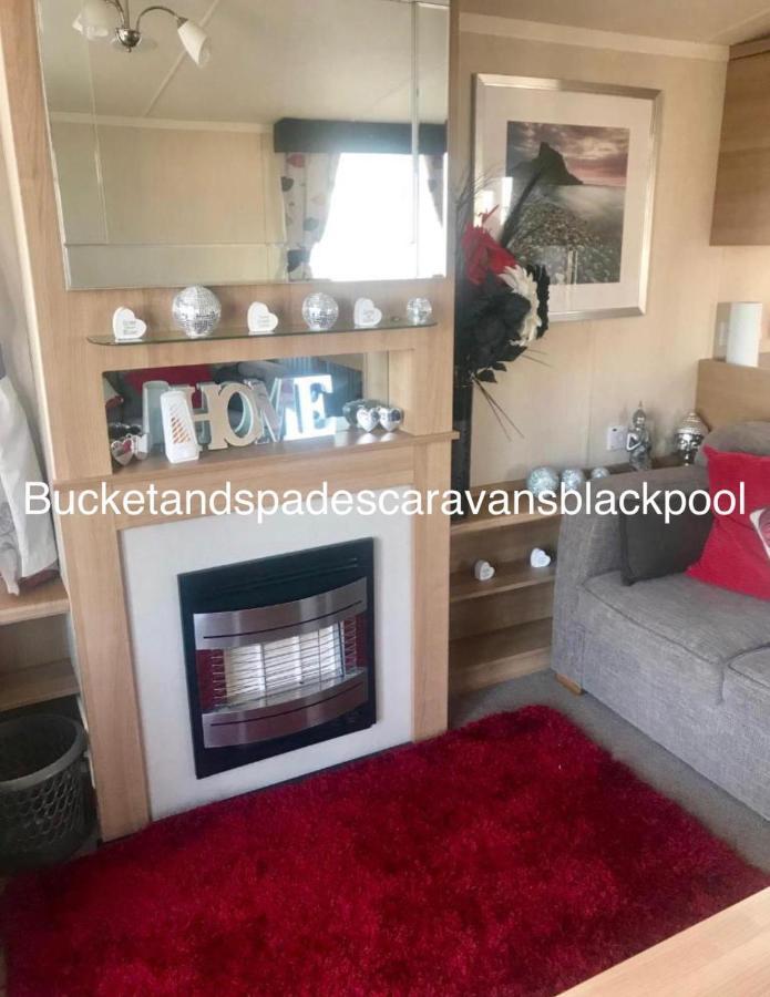 Caravans Marton Mere Campsite Blackpool