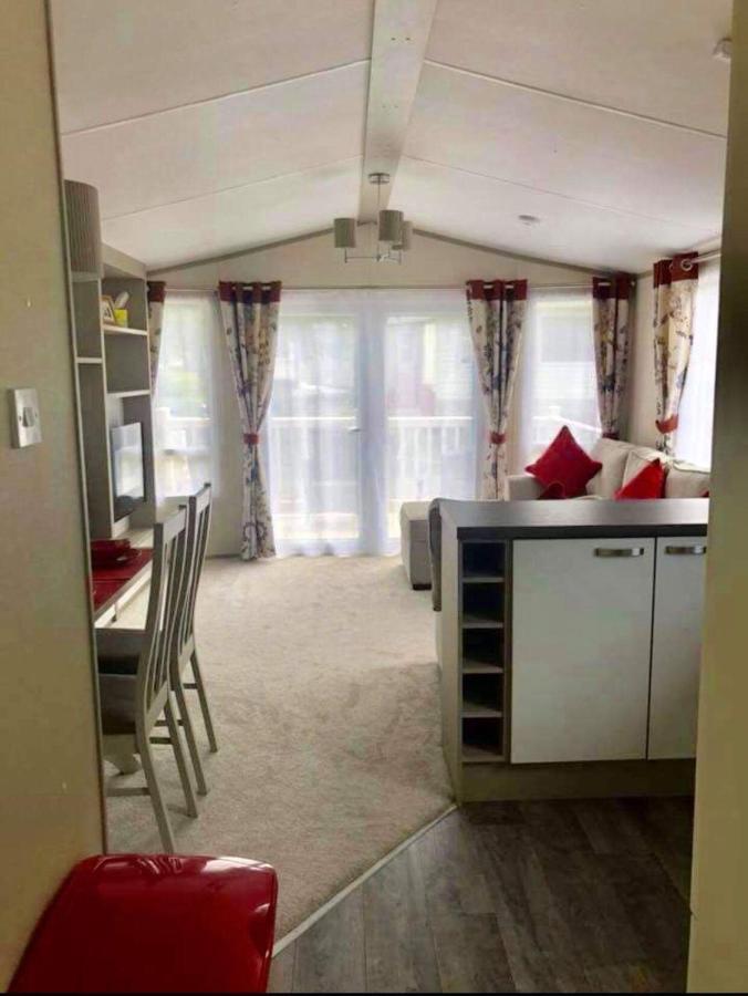 Campsite Caravans Marton Mere *