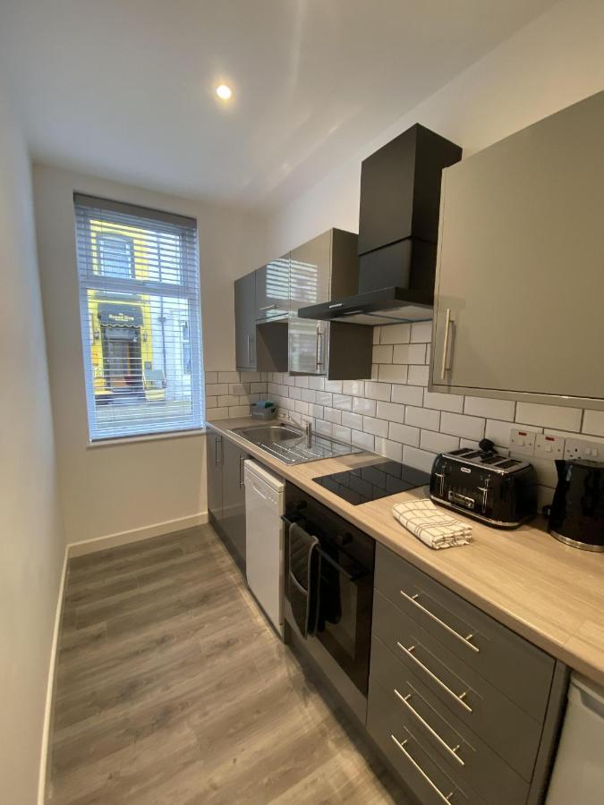 Apartment Abode - 20 Bairstow Street *