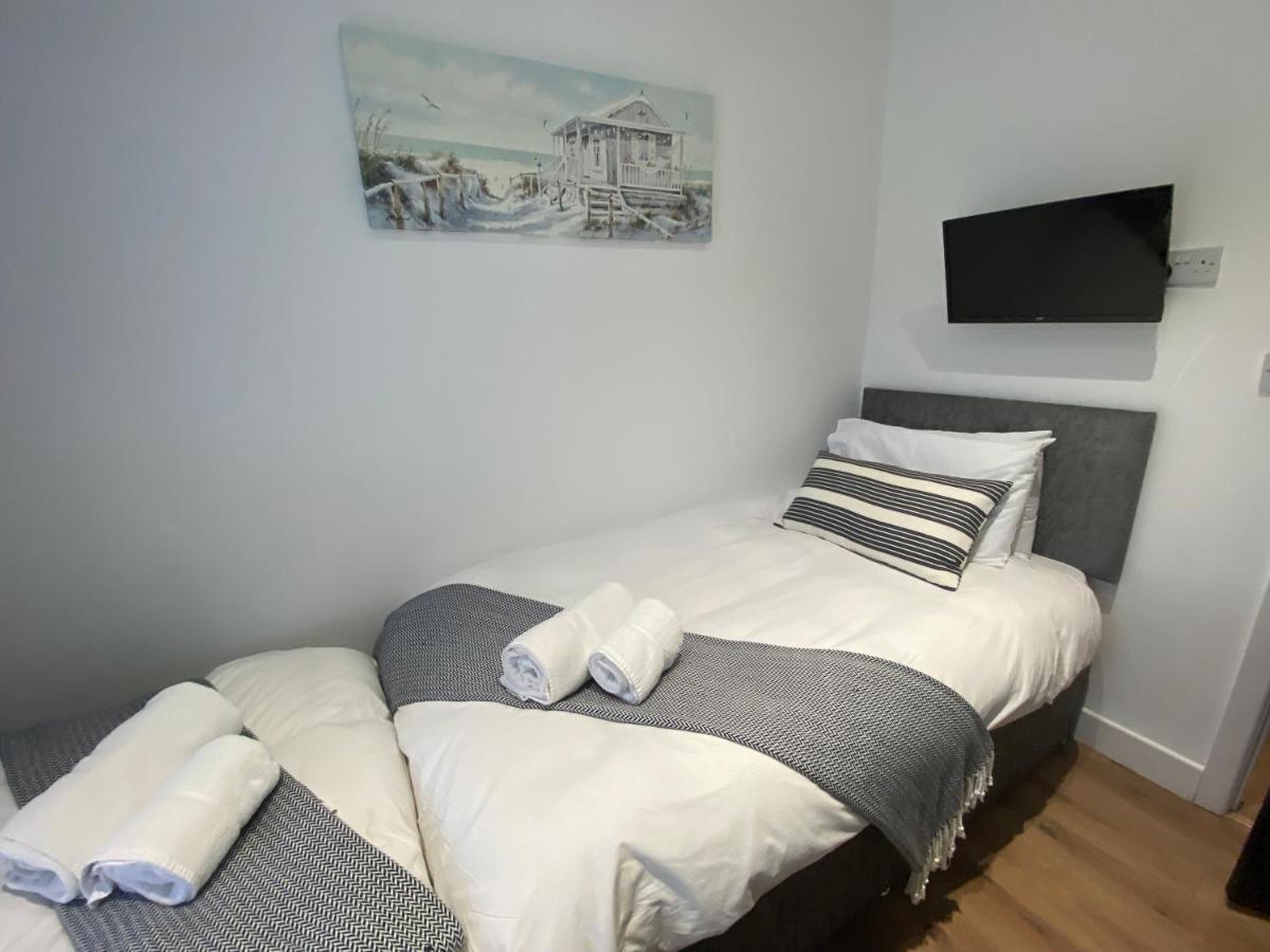 Abode - 20 Bairstow Street Apartment