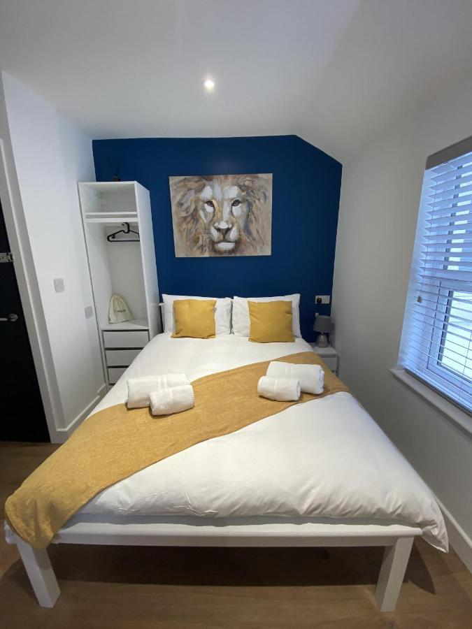 Apartment Abode - 20 Bairstow Street