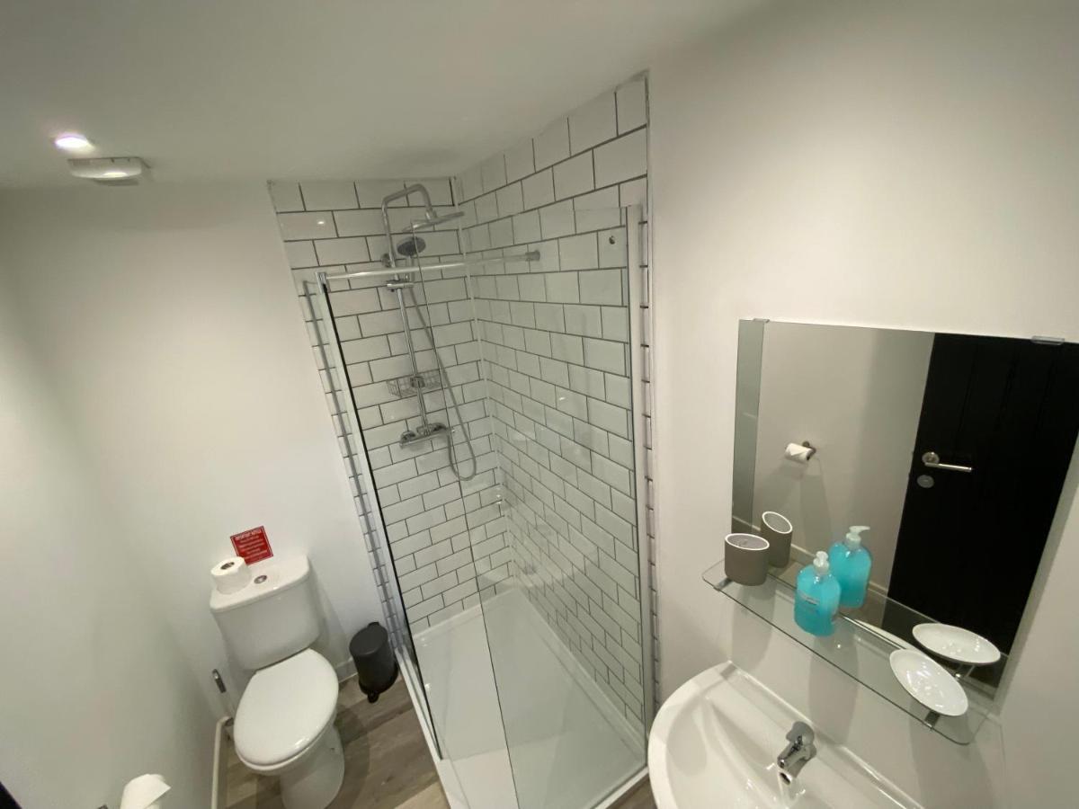 Apartment Abode - 20 Bairstow Street *
