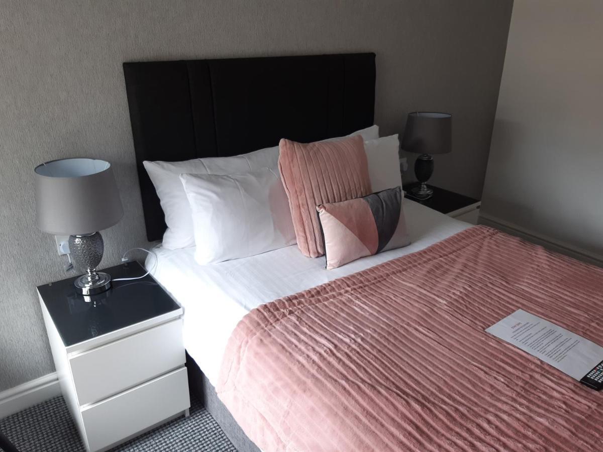 Manchester House Bed & Breakfast
