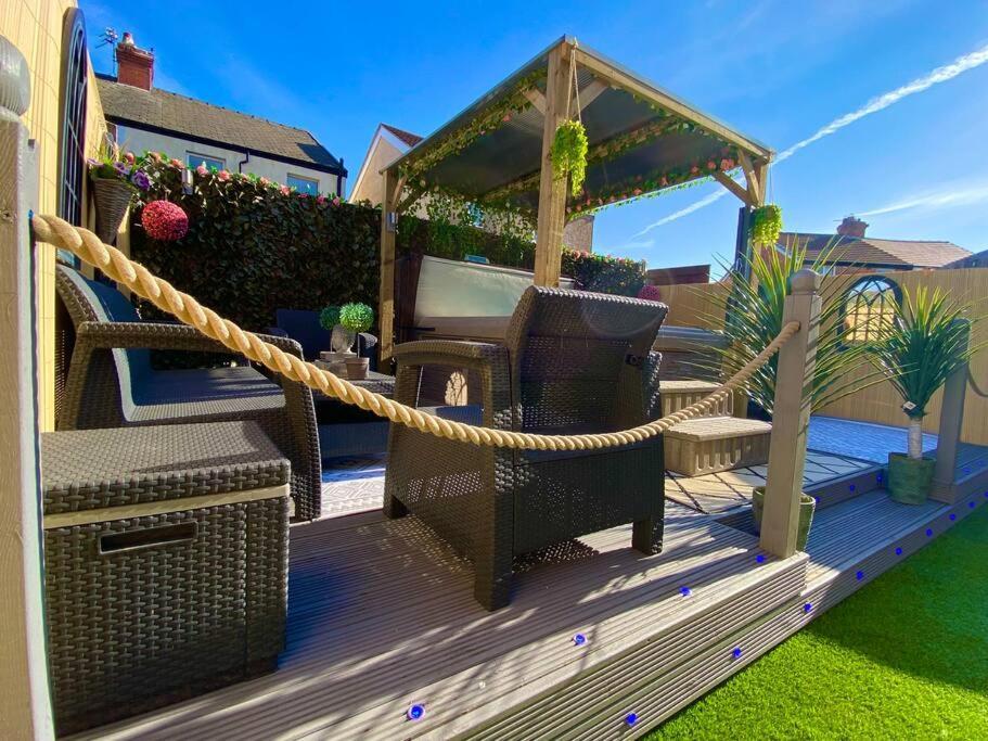 New…the Hottub House Pleasure Holiday home