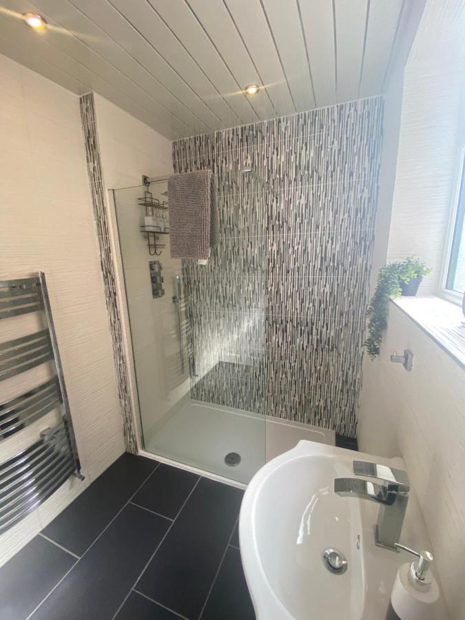 New…the Hottub House Pleasure * Blackpool