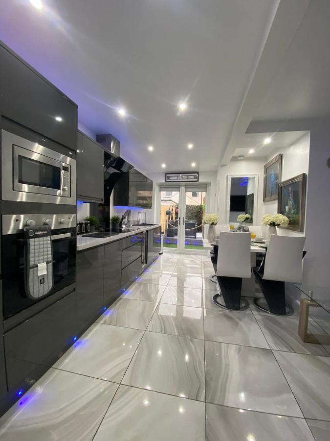 New…the Hottub House Pleasure Blackpool