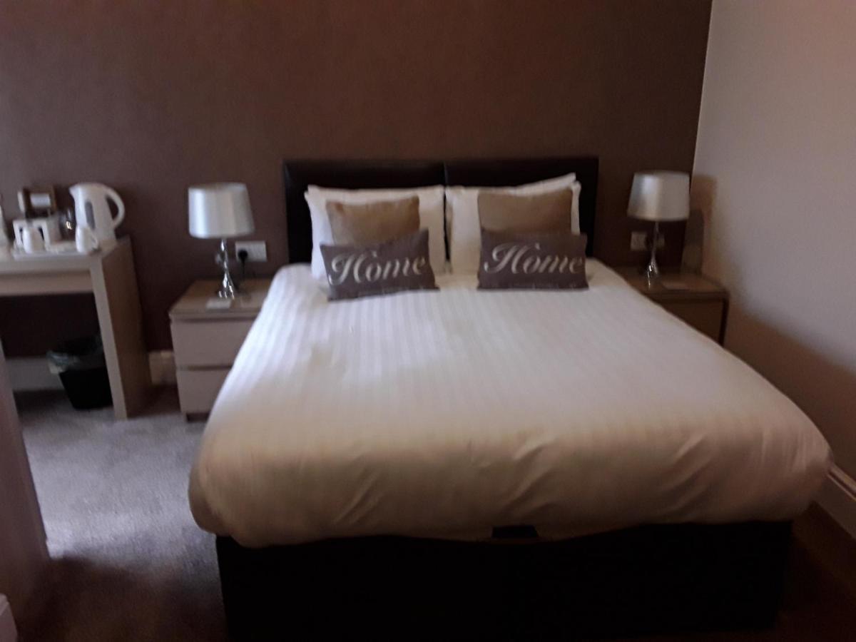 Manchester House Bed & Breakfast