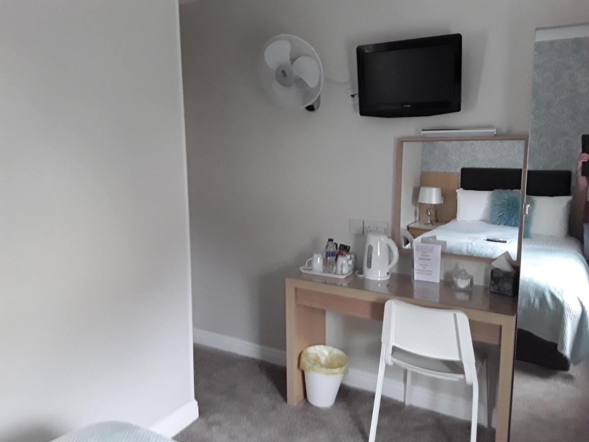 Manchester House Bed & Breakfast Blackpool