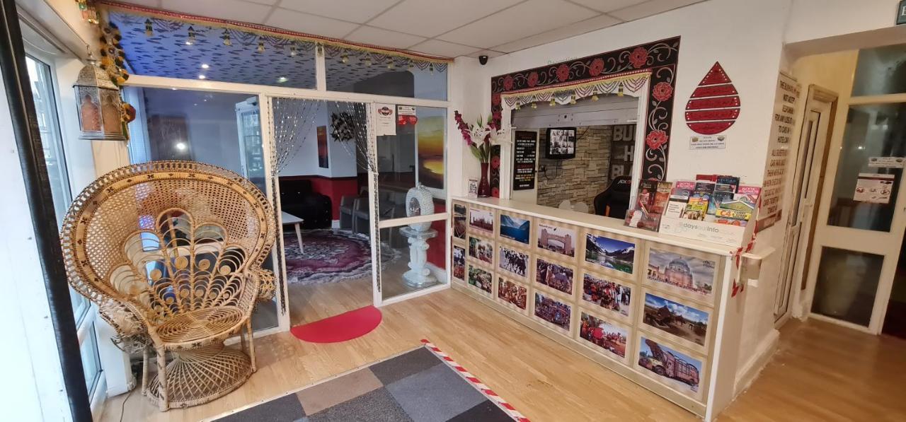 Hotel Bukhari 4*