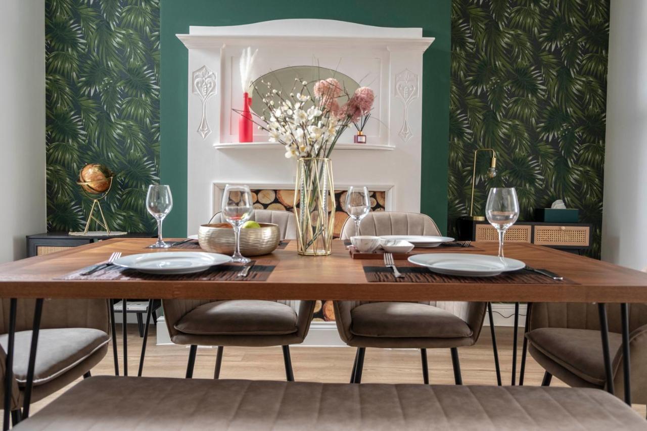 The Callie By Sasco Holiday home *