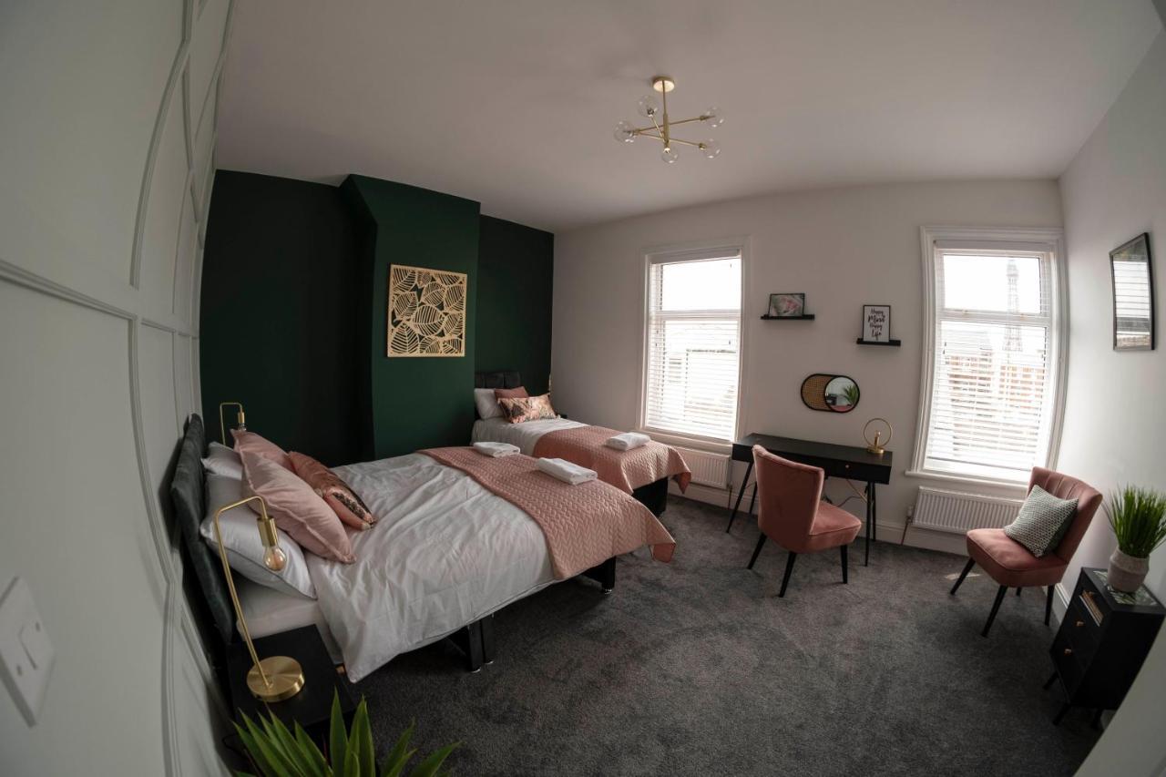 The Callie By Sasco Holiday home *