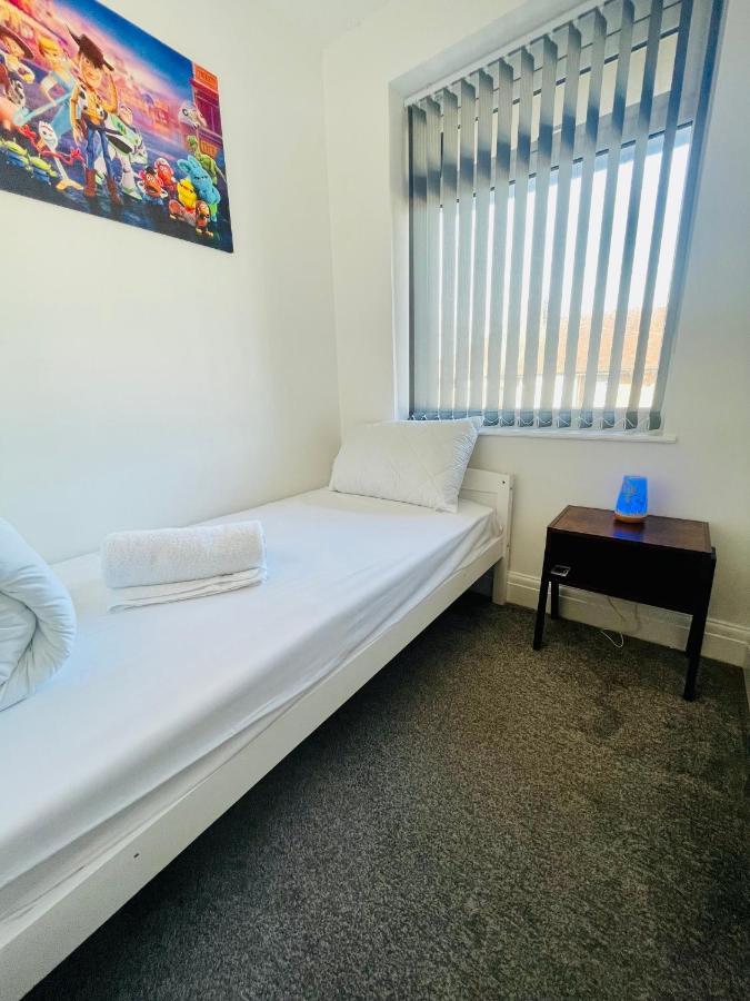 Holiday home Brand New Modern 3 Bedroom Blackpool