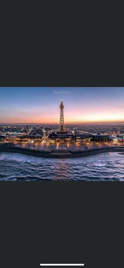 Brand New Modern 3 Bedroom * Blackpool