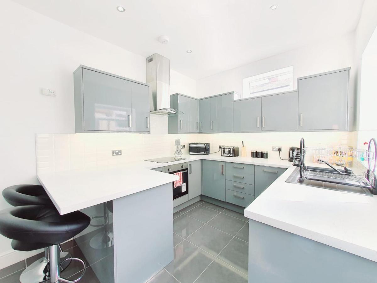 Dysa Bloomfield House Holiday home Blackpool