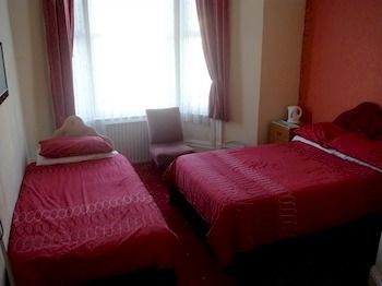 The Kenilworth 2* Blackpool