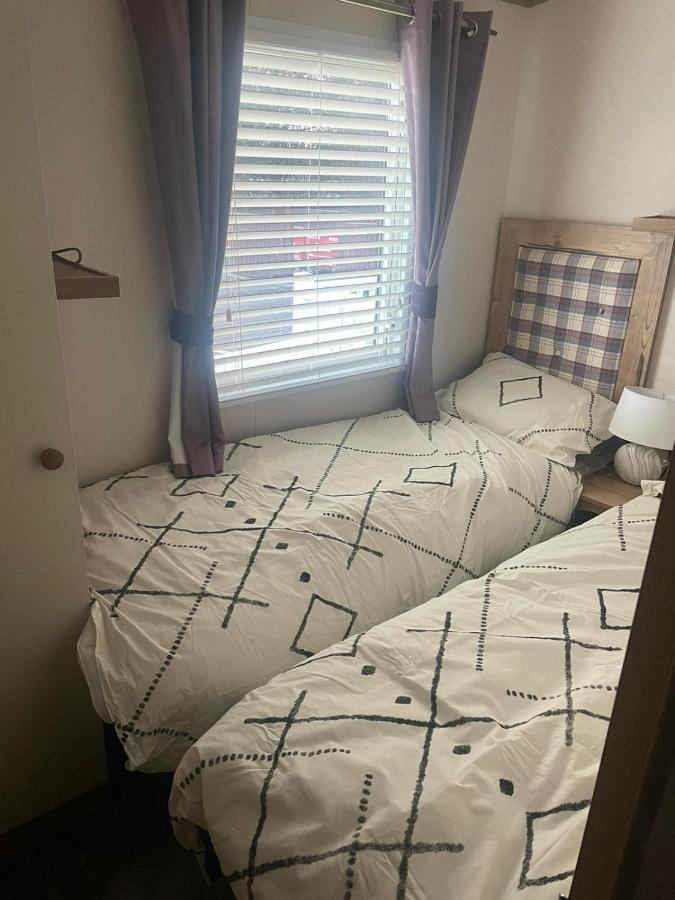 Luxury 6 Berth Caravan, Marton Mere * Blackpool