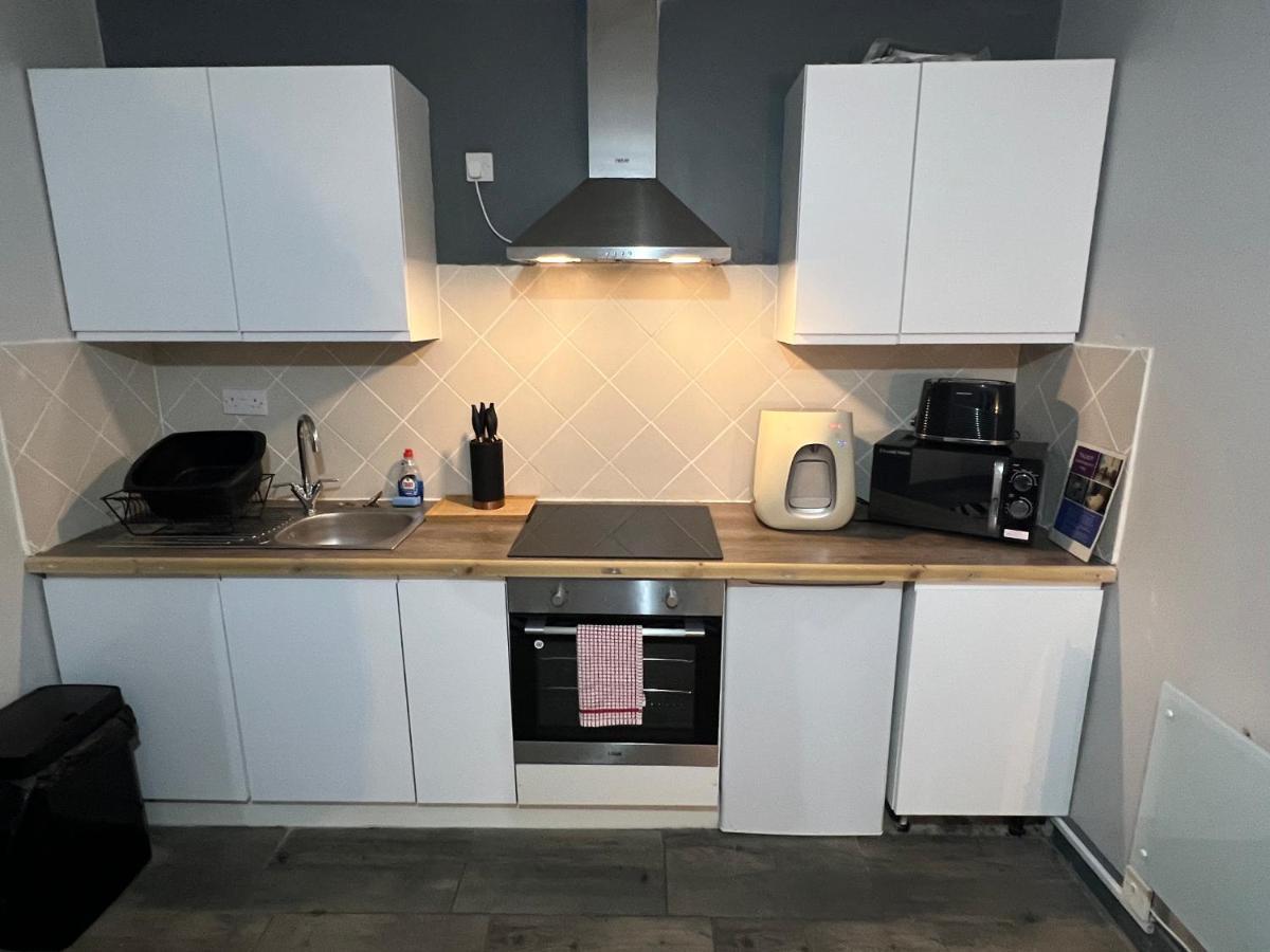 Pine Studio Apartment Blackpool