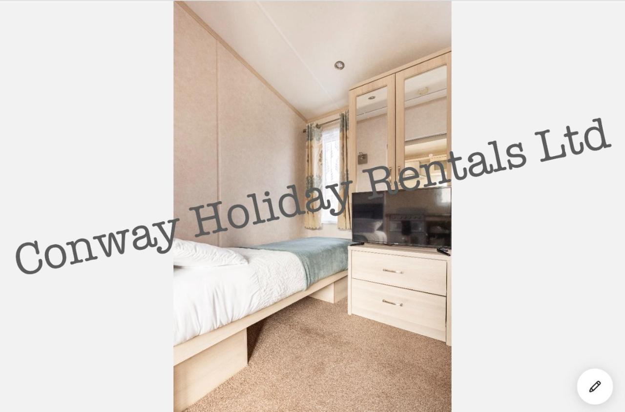 Caravan For Hire Marton Mere * Blackpool