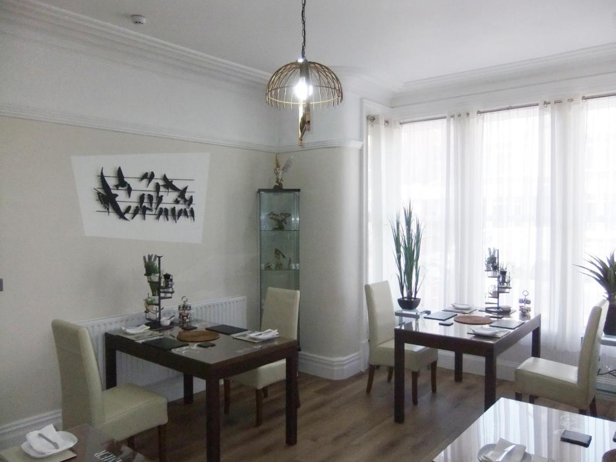 Fourrooms Bed & Breakfast Blackpool