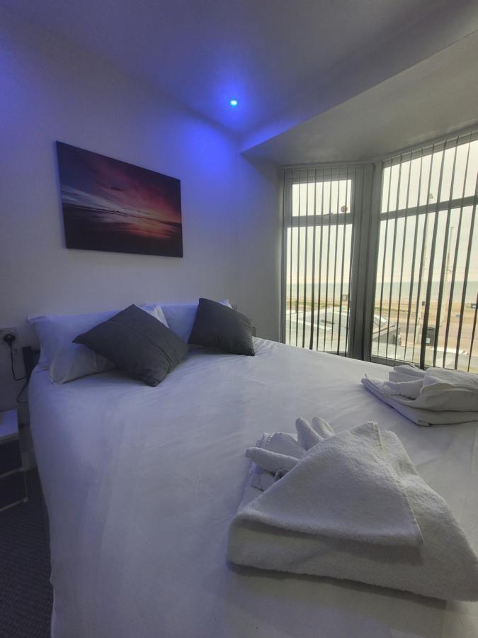 Blackpool Resort Hotel *
