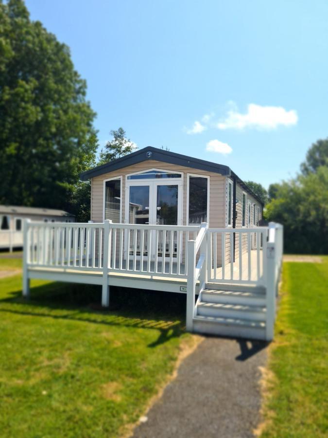 Flawless Caravan Hire Blackpool