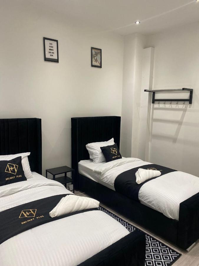 Apartment - Palatine Road *