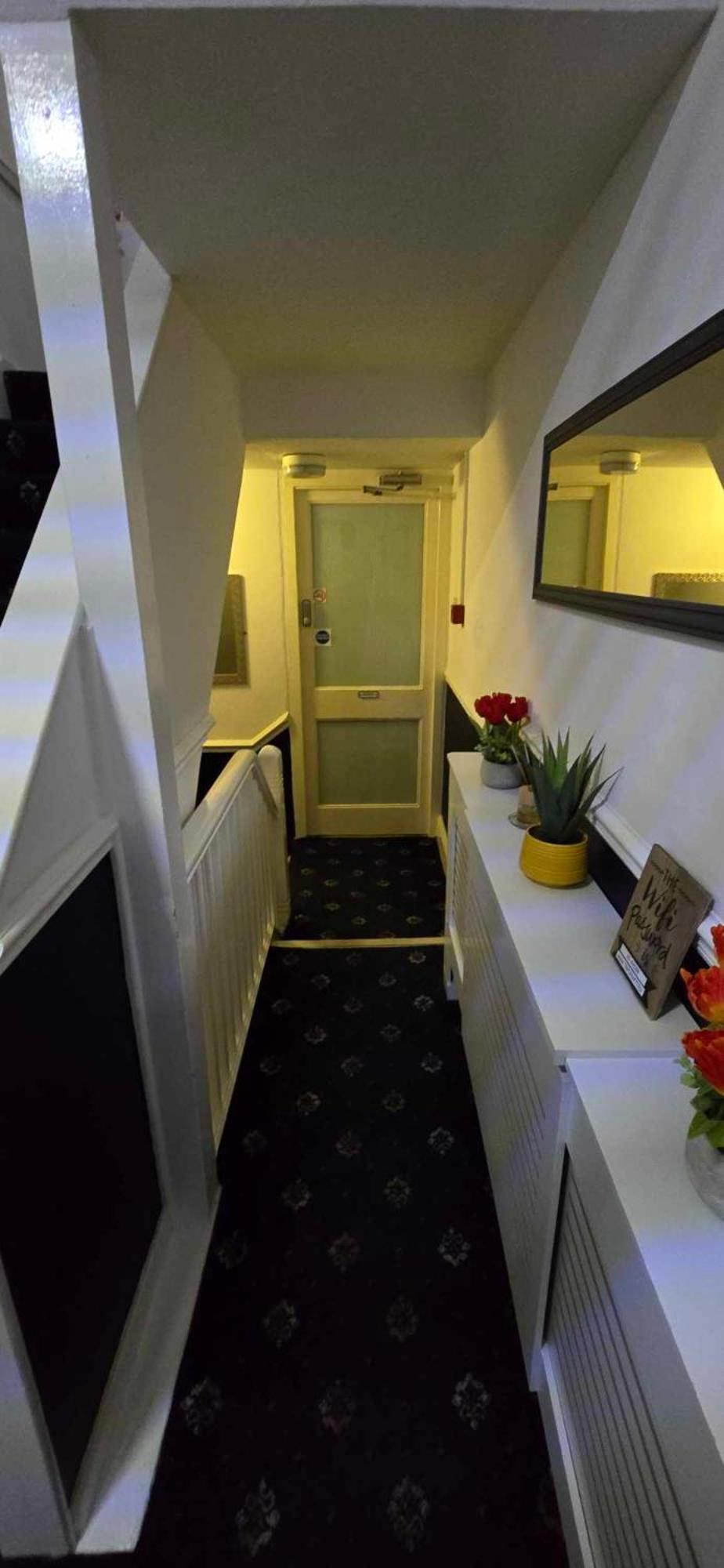 Guest house The Sandalwood *