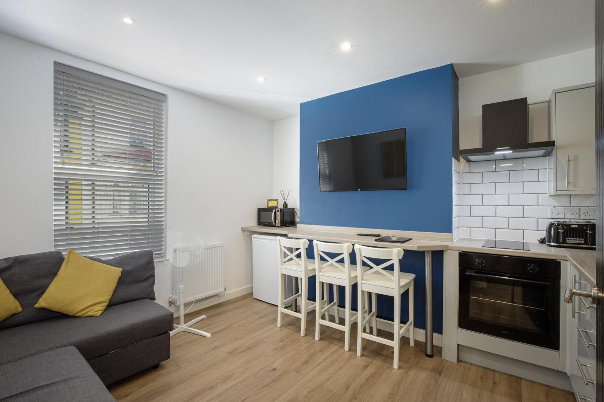 Abode - 20 Bairstow Street Apartment