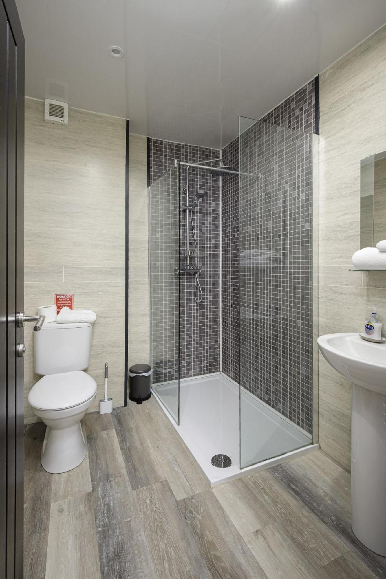 Abode - 20 Bairstow Street *