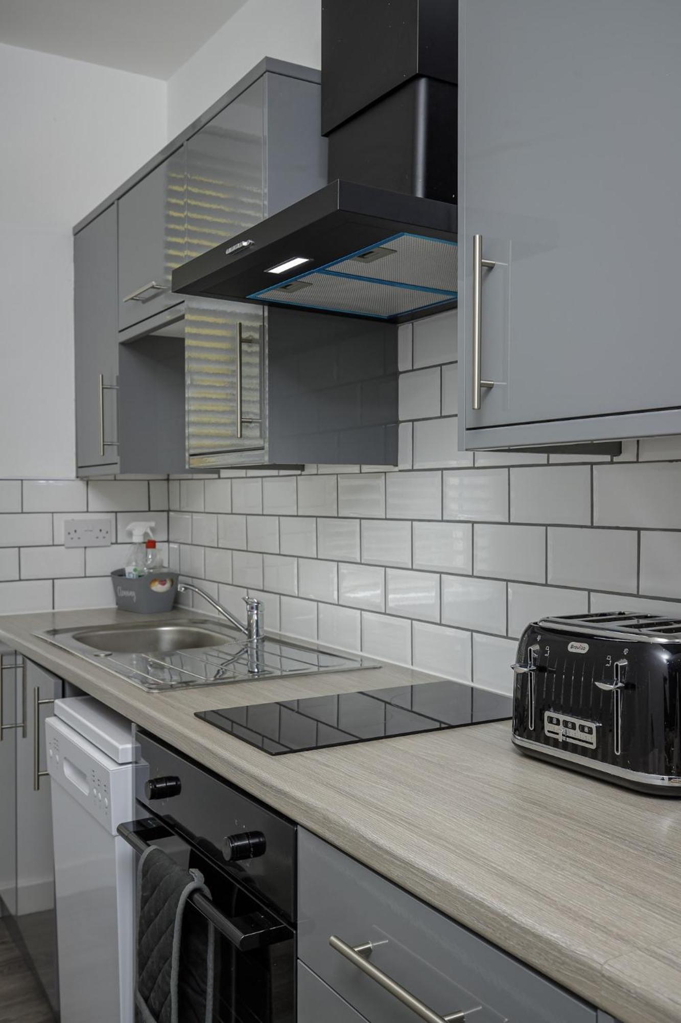 Abode - 20 Bairstow Street
