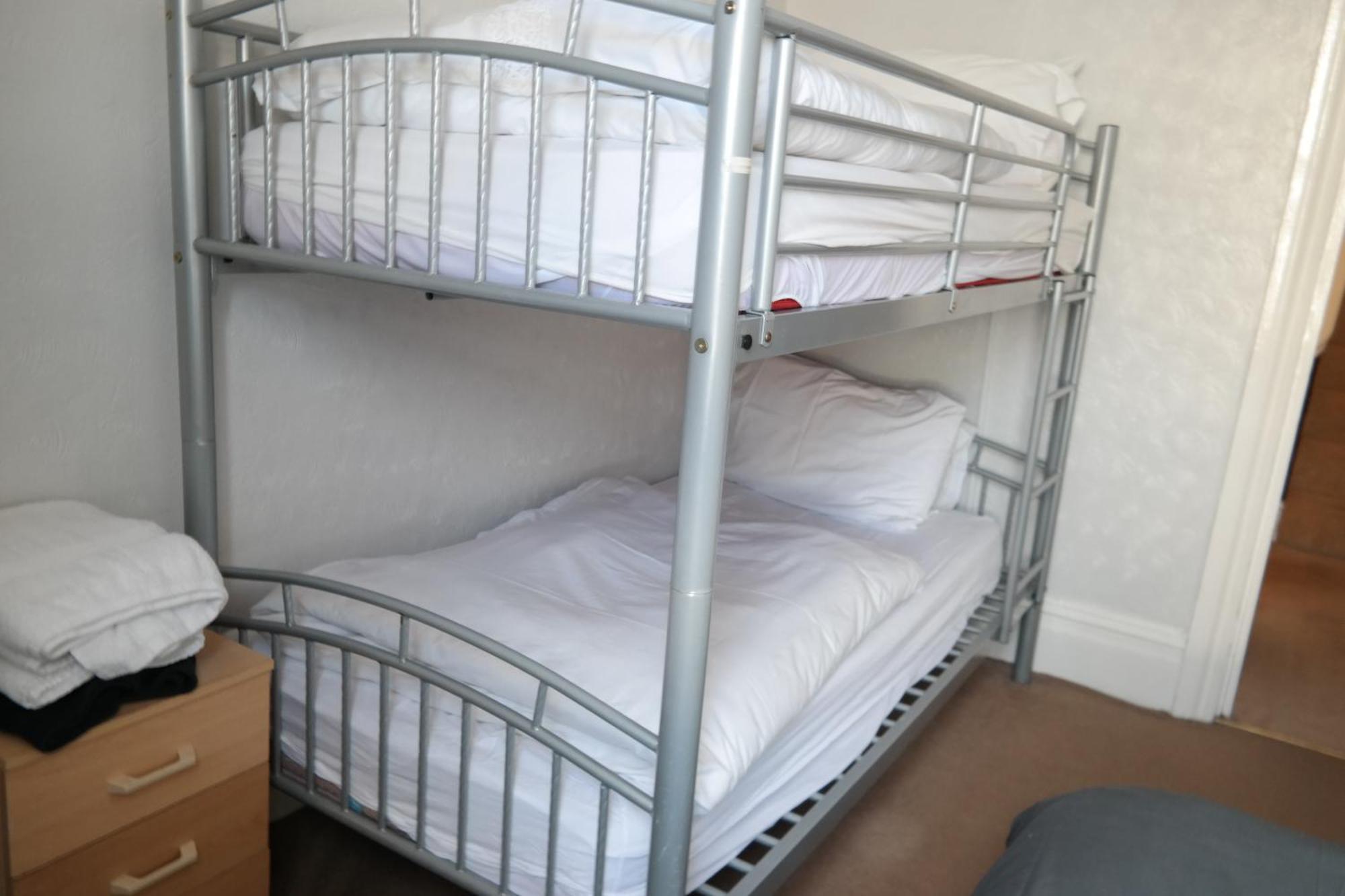 Bed & Breakfast Shananagens 3*