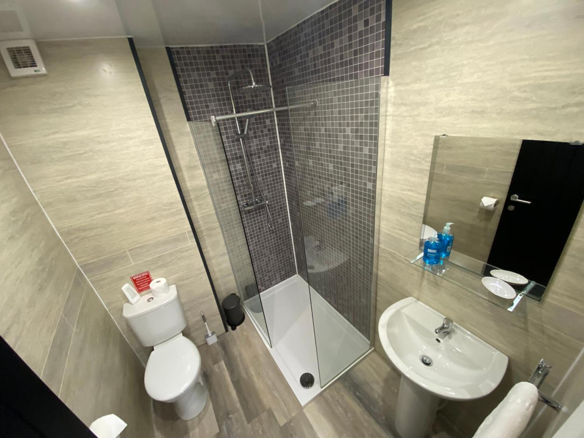 Apartment Abode - 20 Bairstow Street *