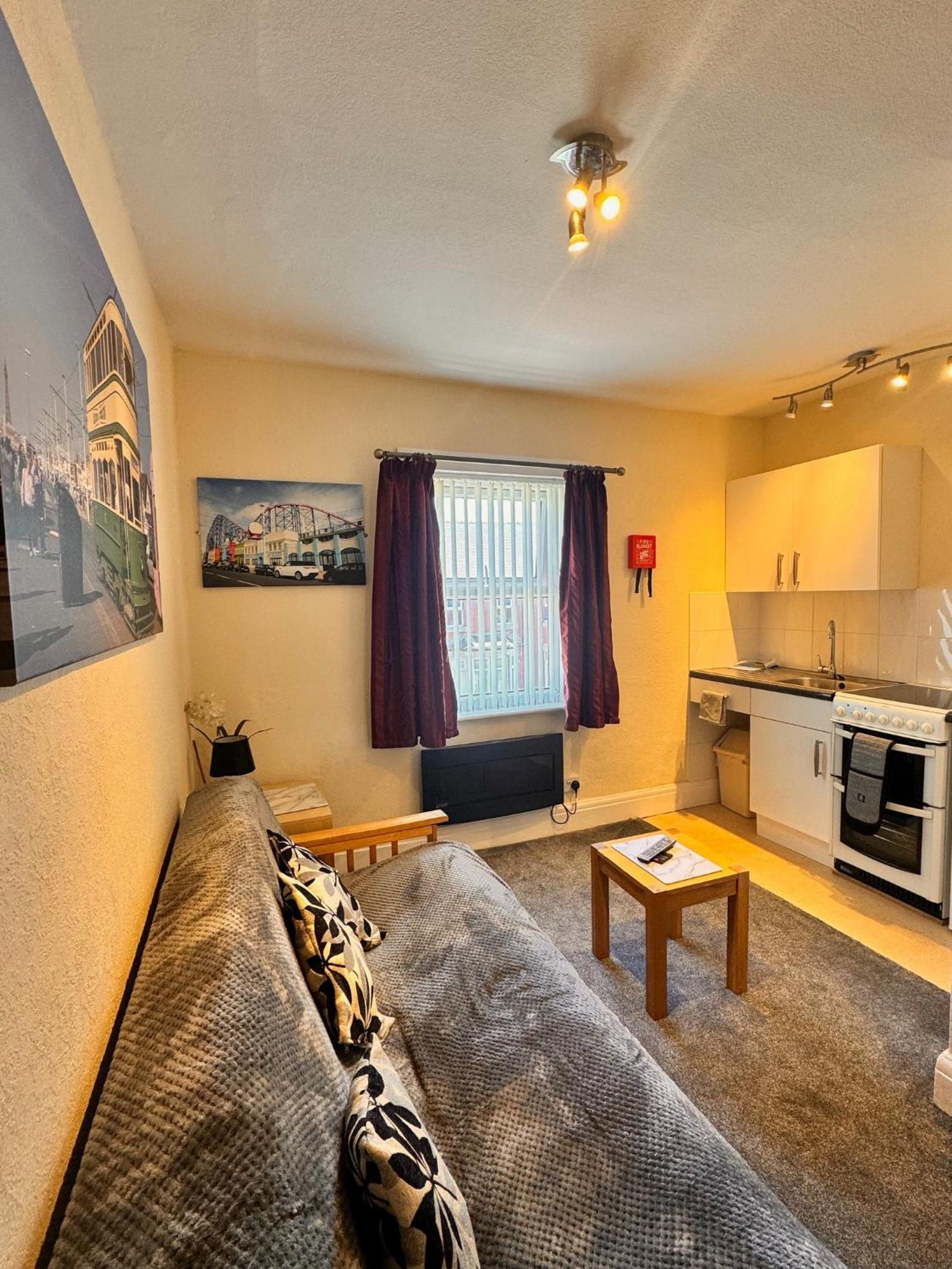 Fairhaven Flats * Blackpool