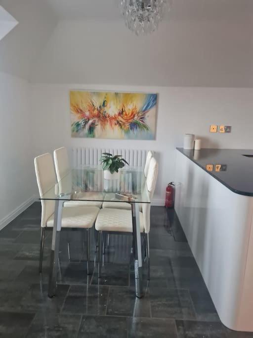 Apartment 30 The Elms