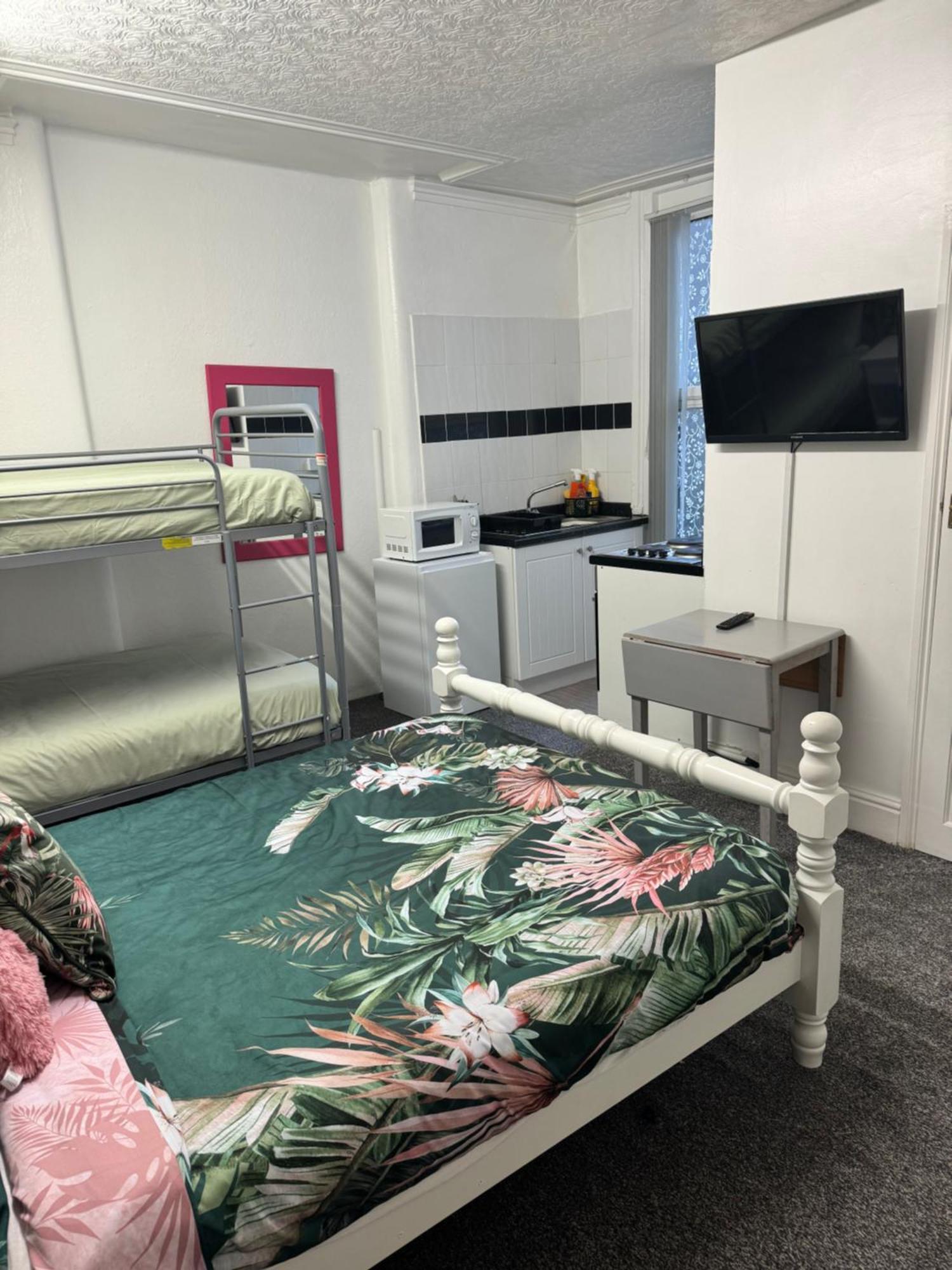 Apartment On The *
