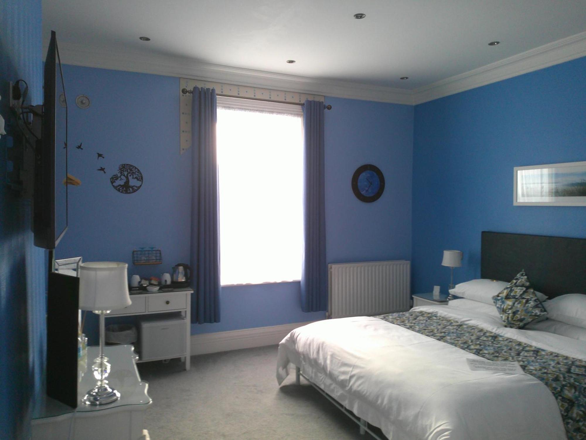 Bed & Breakfast Fourrooms