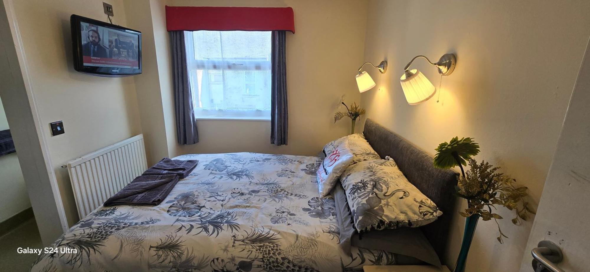 Bukhari 4* Blackpool