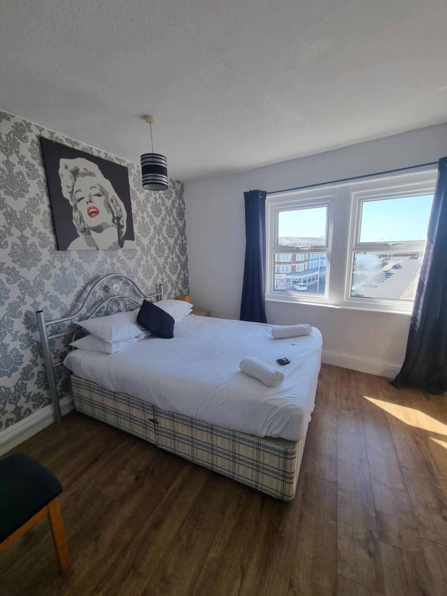 Henson Pleasure Guest house