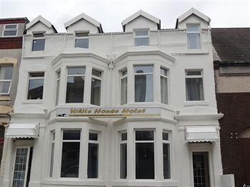 White House 2* Blackpool