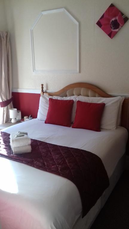 Lynwood Bed & Breakfast