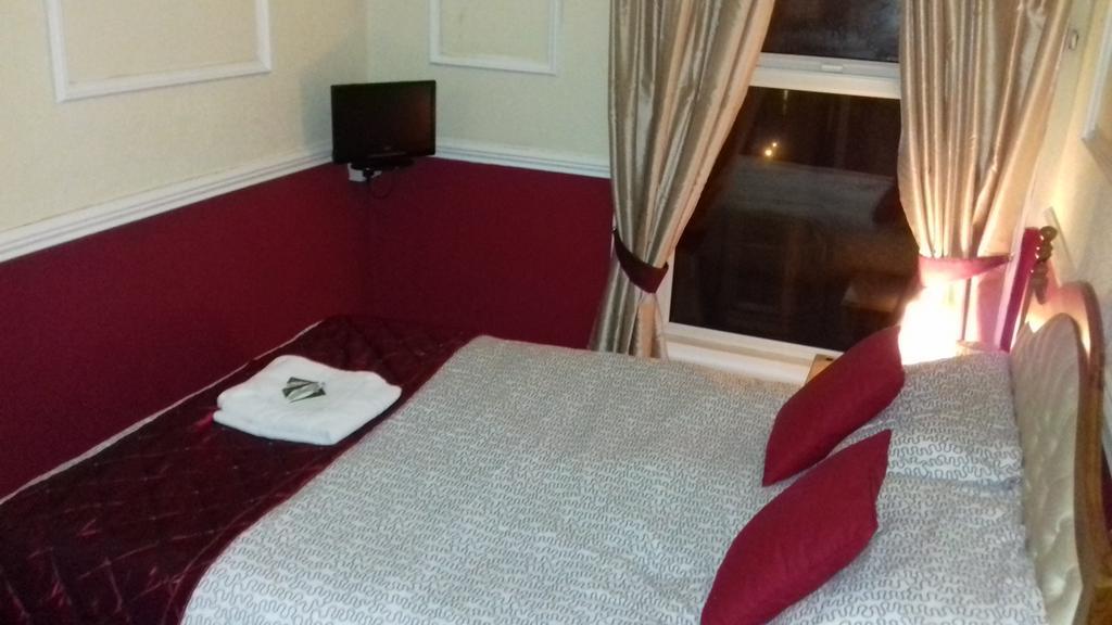 Lynwood Bed & Breakfast