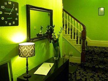 Parkroyal Hotel 4*