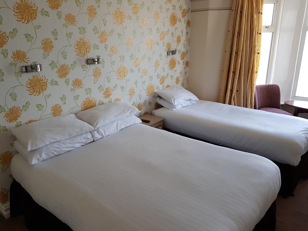 Stretton Hotel 3*
