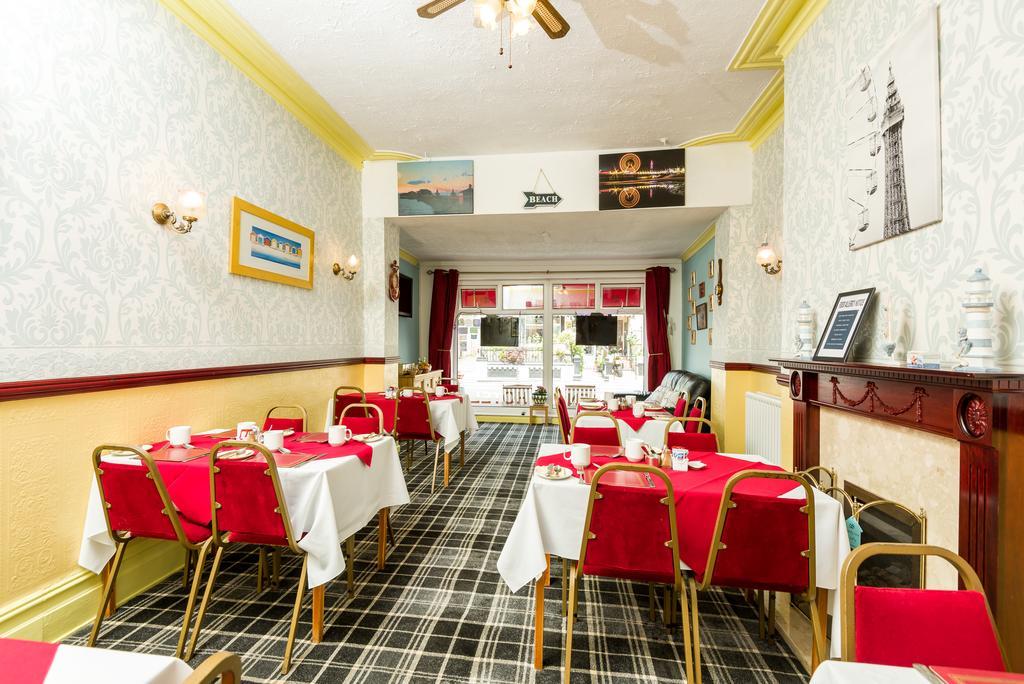 Valdene 3* Blackpool