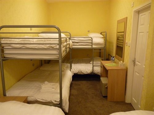 Parkroyal Hotel 4*