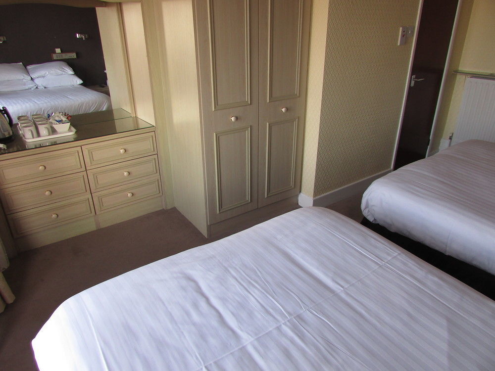 Stretton 3* Blackpool